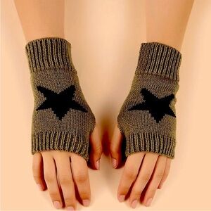 Knit Fingerless Gloves Hand Warmers with Black Star Design